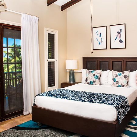 Heavenly Suites La Feuillet Εξωτερικό φωτογραφία