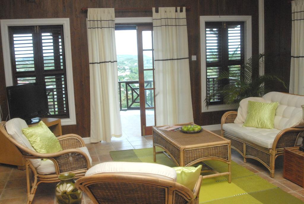 Heavenly Suites La Feuillet Εξωτερικό φωτογραφία