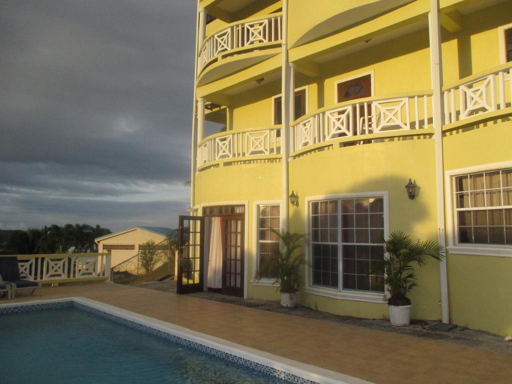 Heavenly Suites La Feuillet Εξωτερικό φωτογραφία