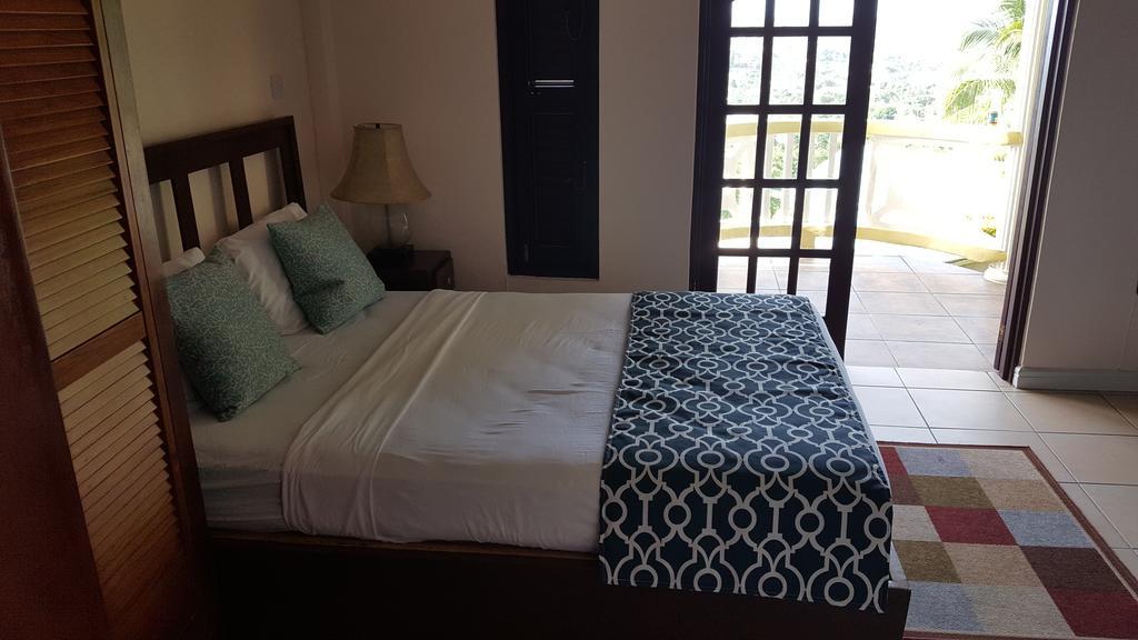 Heavenly Suites La Feuillet Εξωτερικό φωτογραφία