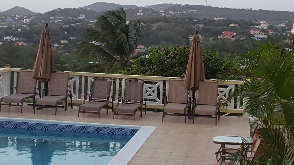 Heavenly Suites La Feuillet Εξωτερικό φωτογραφία