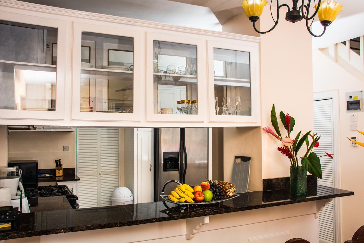 Heavenly Suites La Feuillet Εξωτερικό φωτογραφία