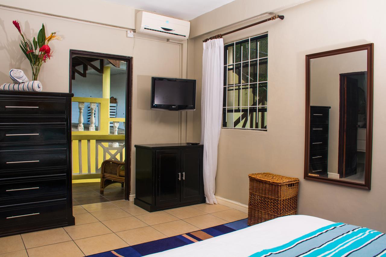 Heavenly Suites La Feuillet Εξωτερικό φωτογραφία