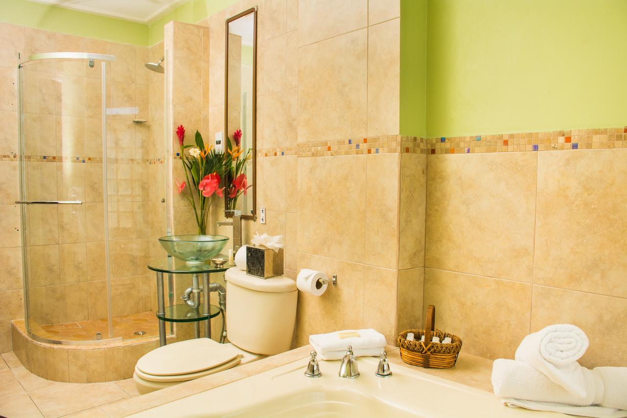 Heavenly Suites La Feuillet Εξωτερικό φωτογραφία