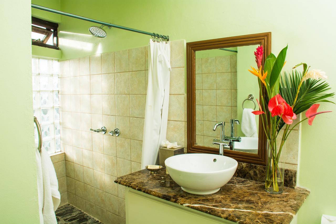Heavenly Suites La Feuillet Εξωτερικό φωτογραφία